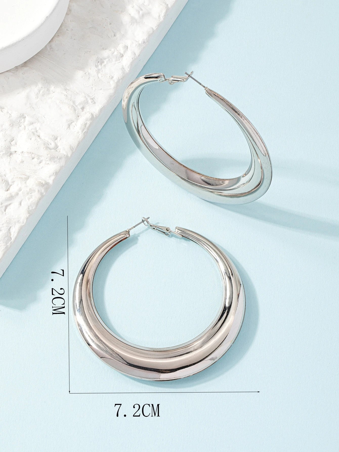 IRON GLOSSY ROUND HOOP EARRINGS FOR WOMEN