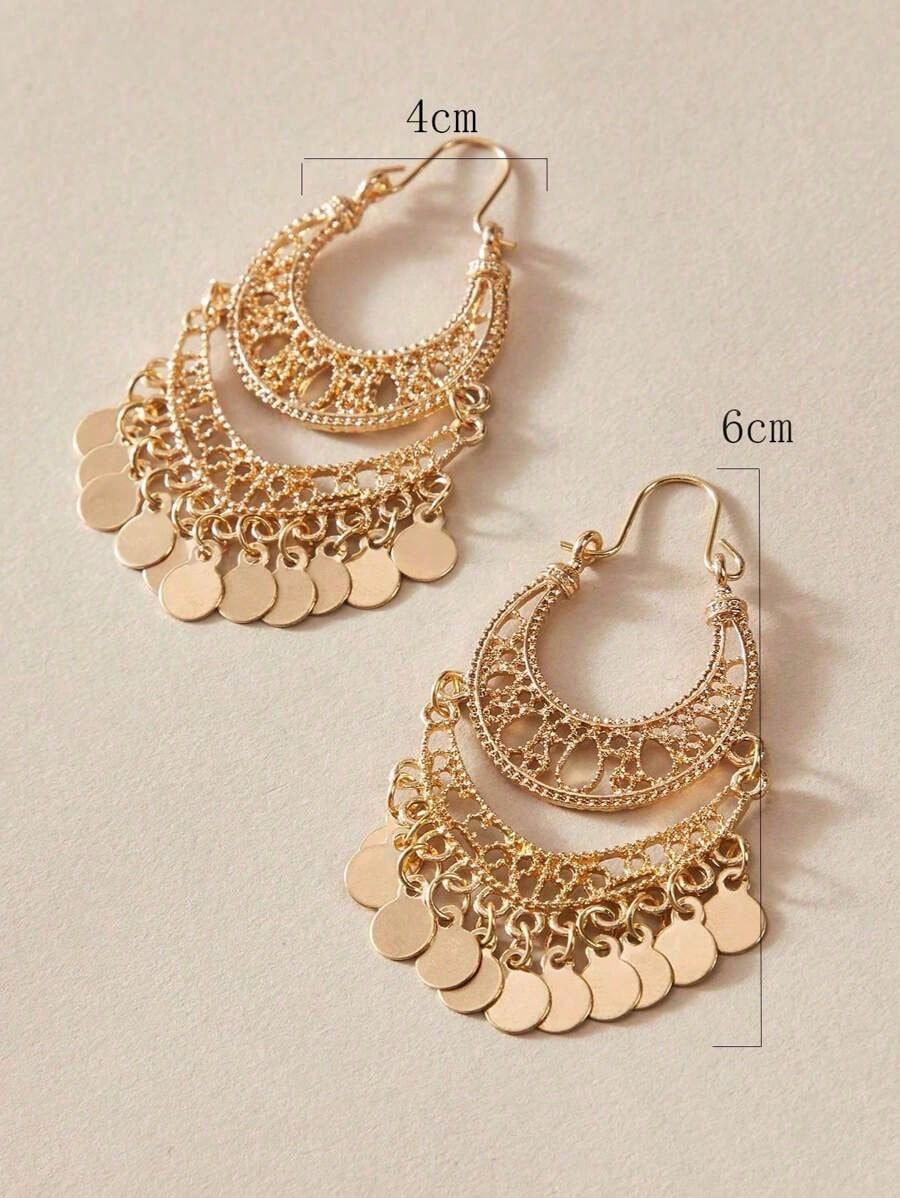 GOLD TONED DISC CHARM HOLLOW OUT DROP EARRINGS