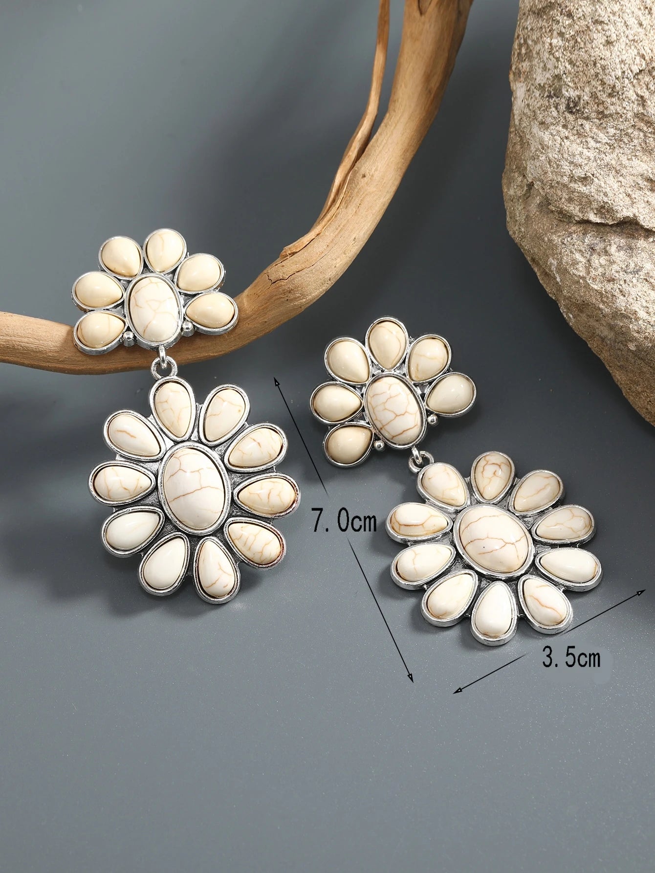 FLOWER DROP EARRINGS