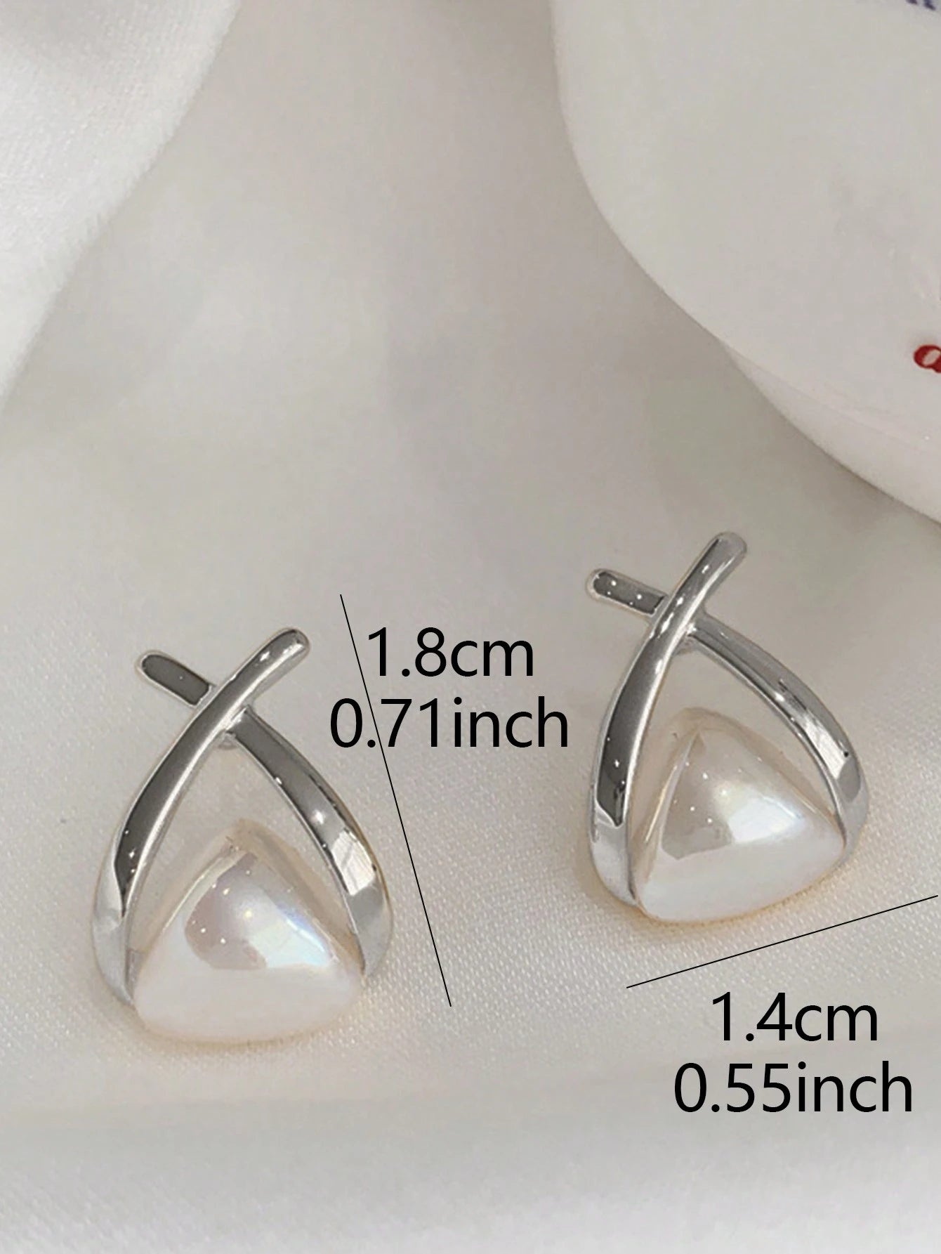 SILVER TONED FAUX PEARL FISH SHAPED EARRINGS
