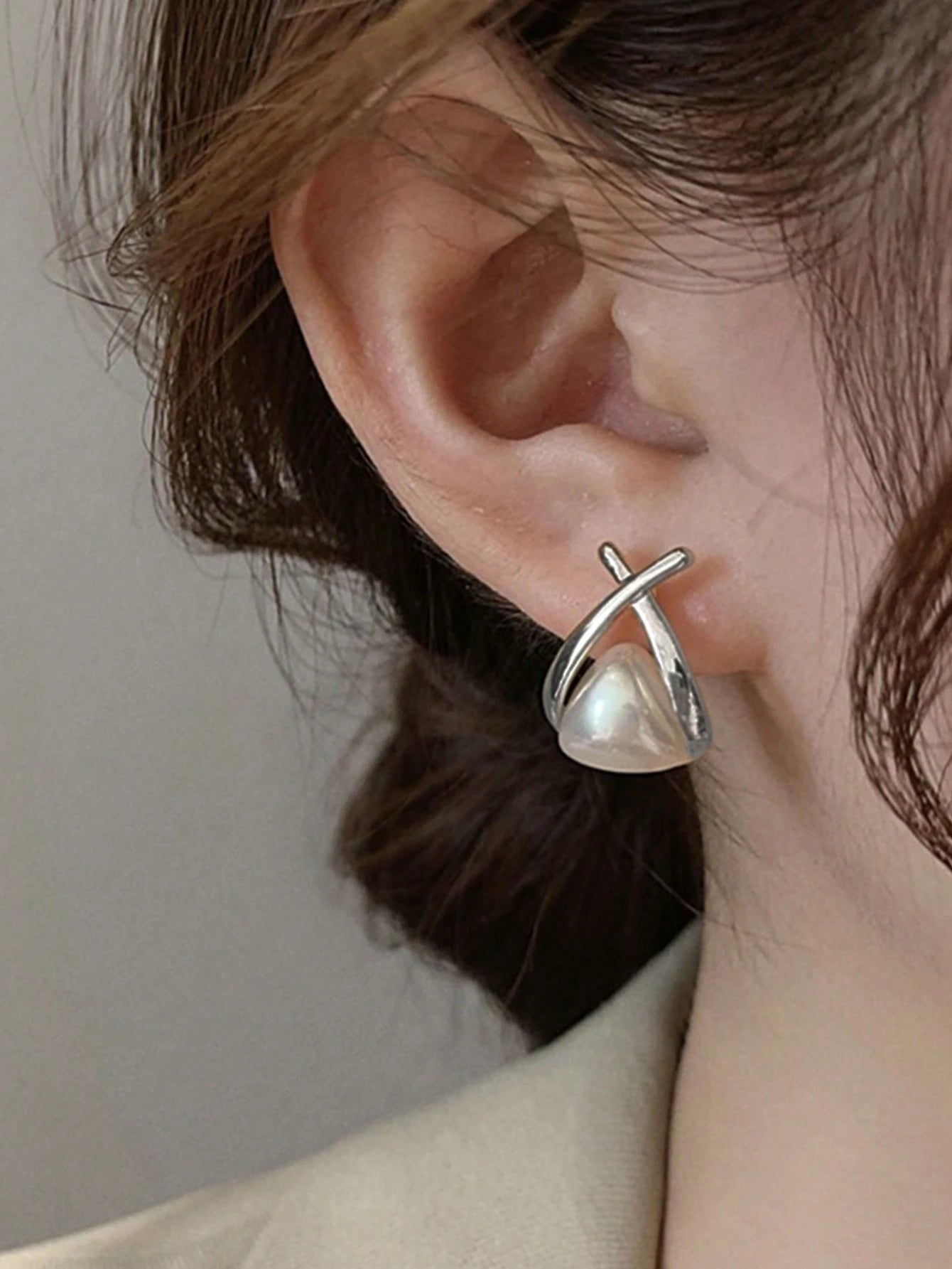 SILVER TONED FAUX PEARL FISH SHAPED EARRINGS