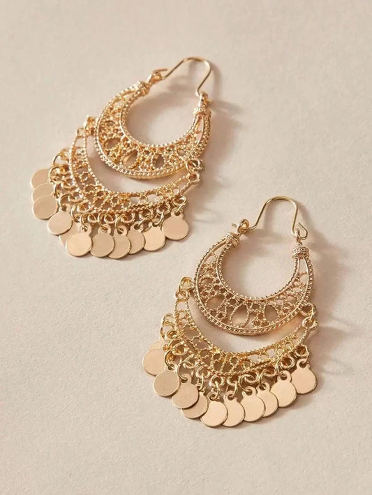 GOLD TONED DISC CHARM HOLLOW OUT DROP EARRINGS