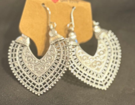 SILVER TONED DANGLE EARRINGS