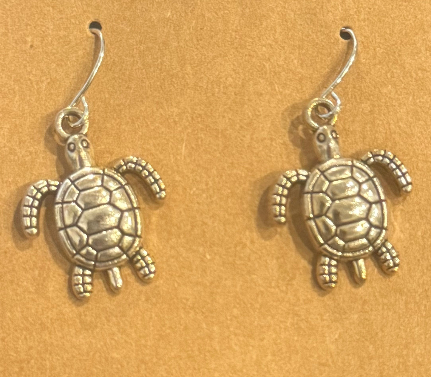 DANGLE TURTLE EARRINGS