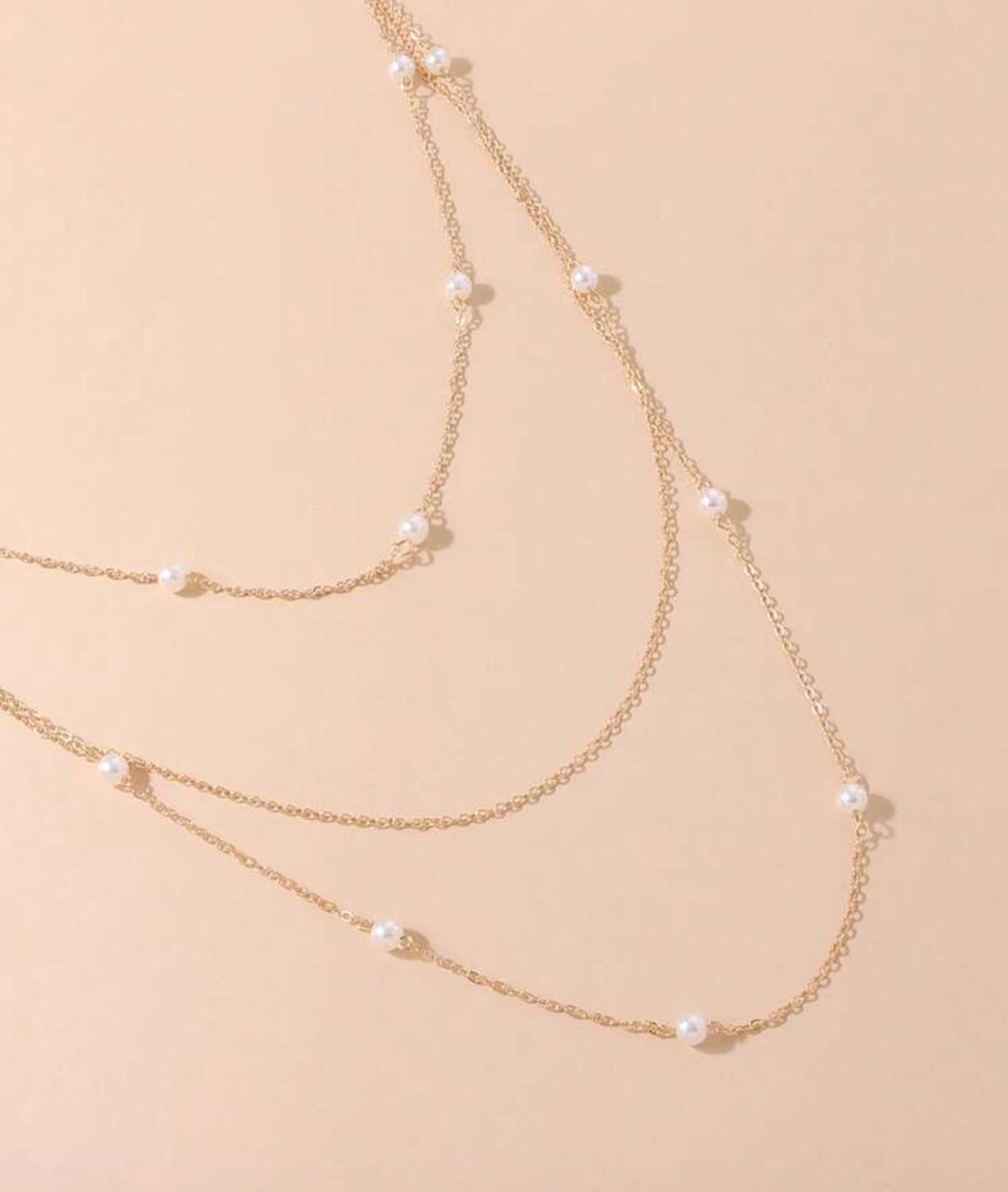 GOLD TONED AND PEARL NECKLACE