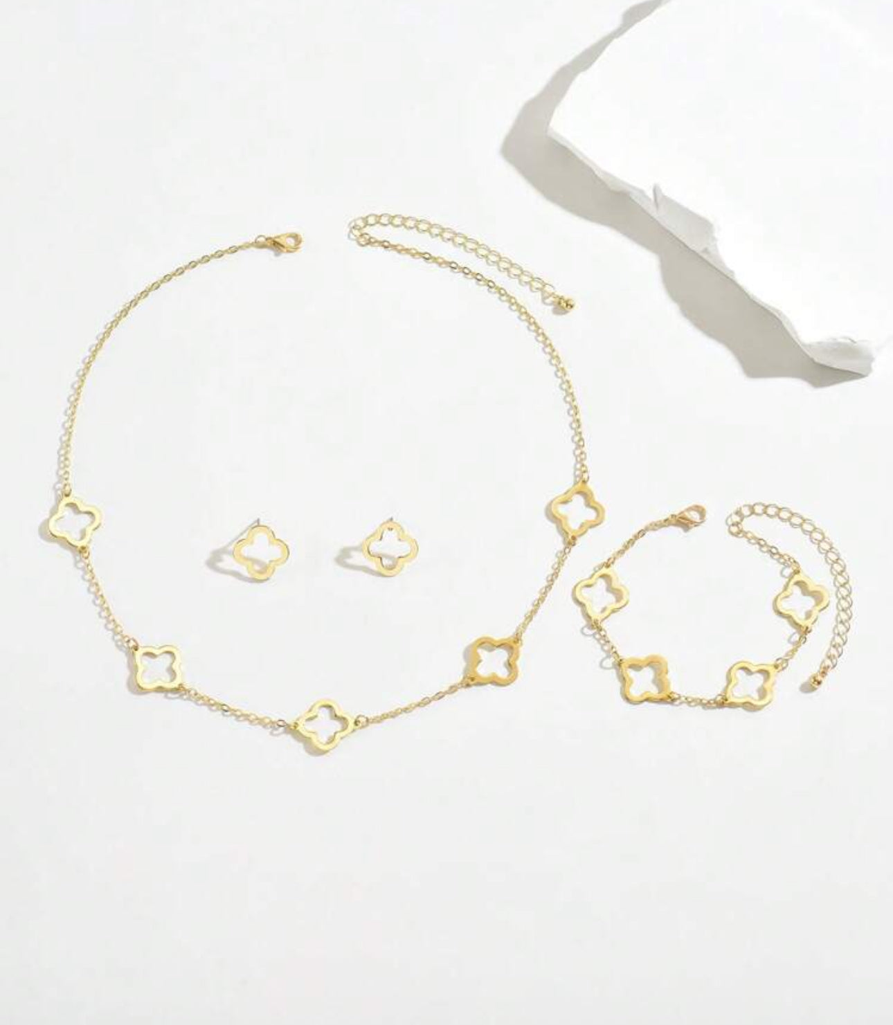 GOLD TONED 3 PCS SET