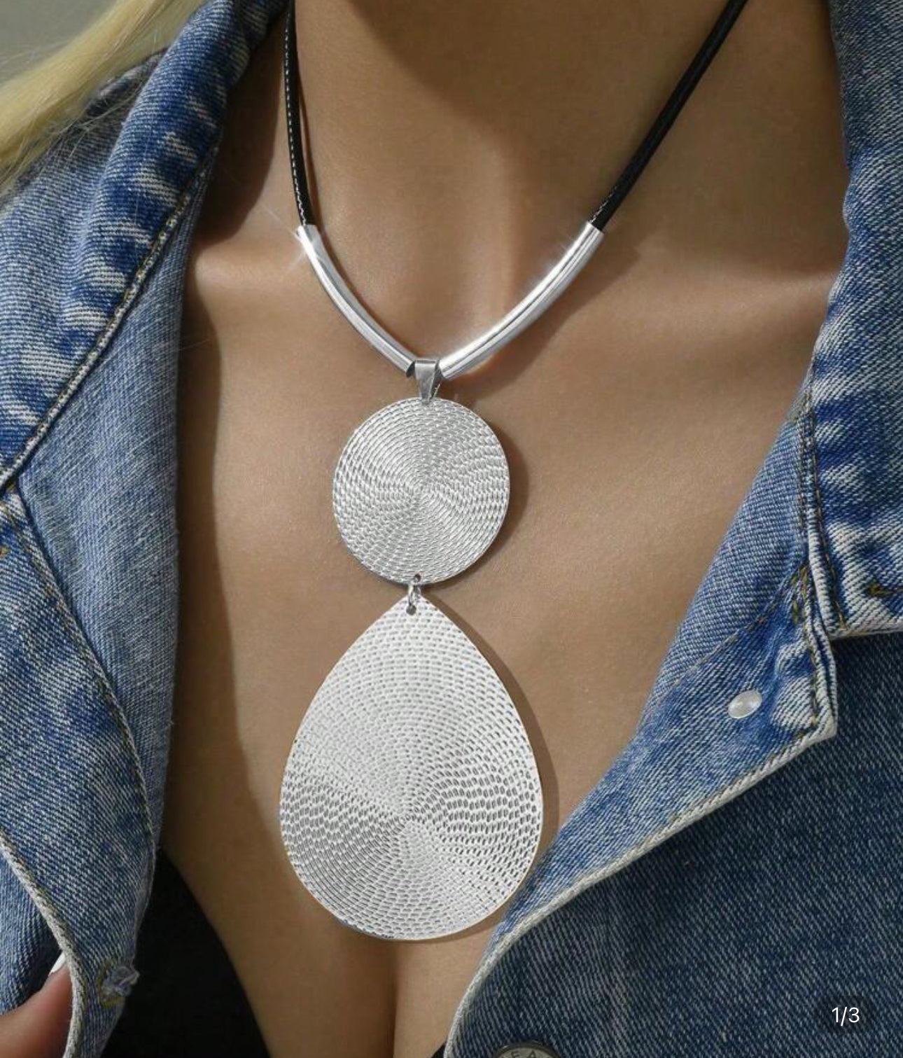 SILVER TONED NECKLACE